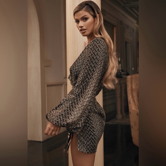 House of CB Medium Metallic Silk Arianna Draped Plunge Mock Wrap Ruched Holiday - Picture 4 of 16